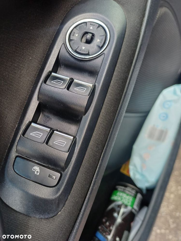 Ford S-Max 2.0 TDCi DPF Titanium - 9