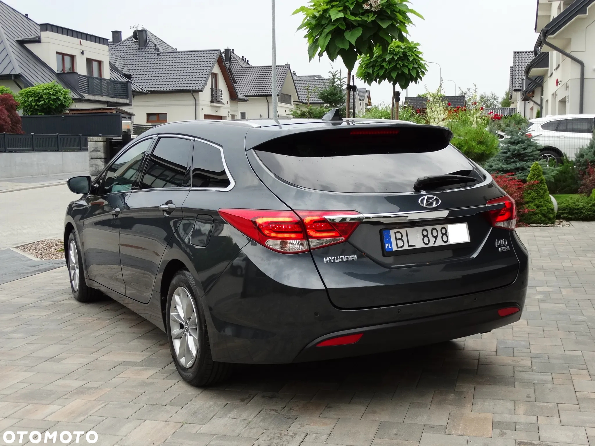 Hyundai i40 Kombi 1.7 CRDi Premium - 4