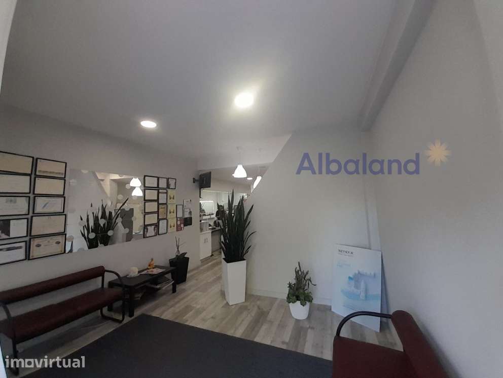 Loja Comercial - Centro da cidade (Próximo do Restaurante Às) - Grande imagem: 2/9