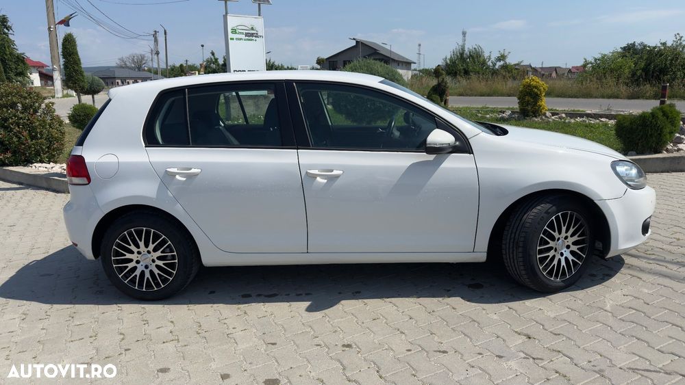 Volkswagen Golf 1.6 TDI BlueMotion Technology DPF Comfortline DSG - 7