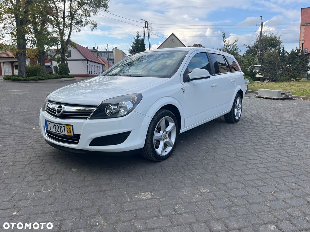 Opel Astra 1.4 Caravan Edition - 4