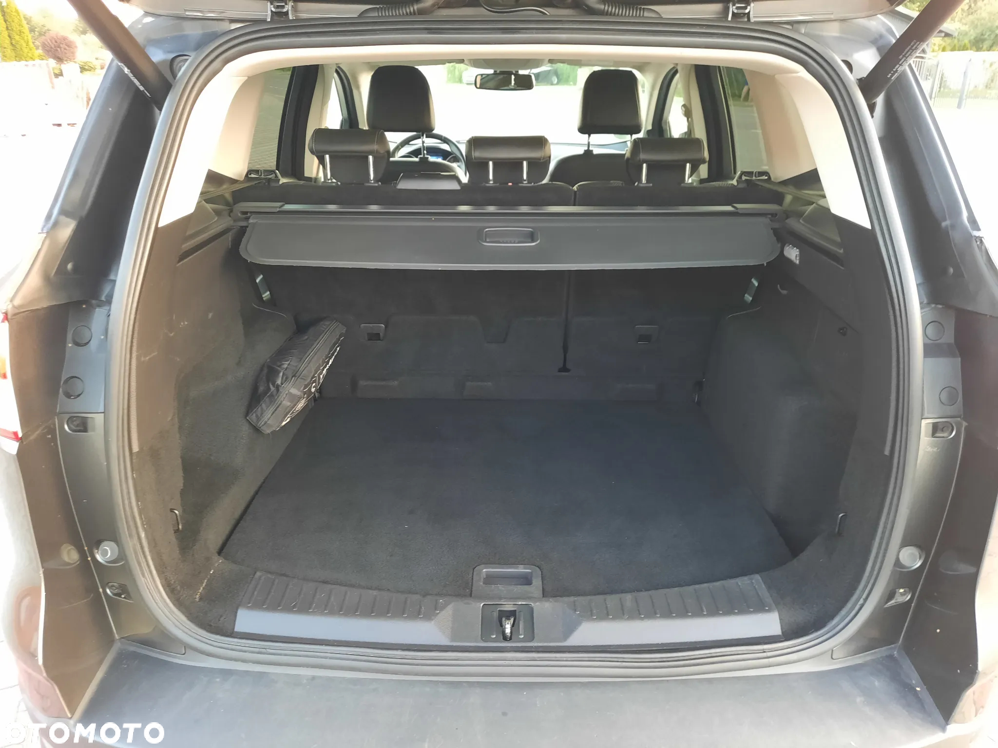 Ford Kuga 2.0 TDCi 2x4 Individual - 29