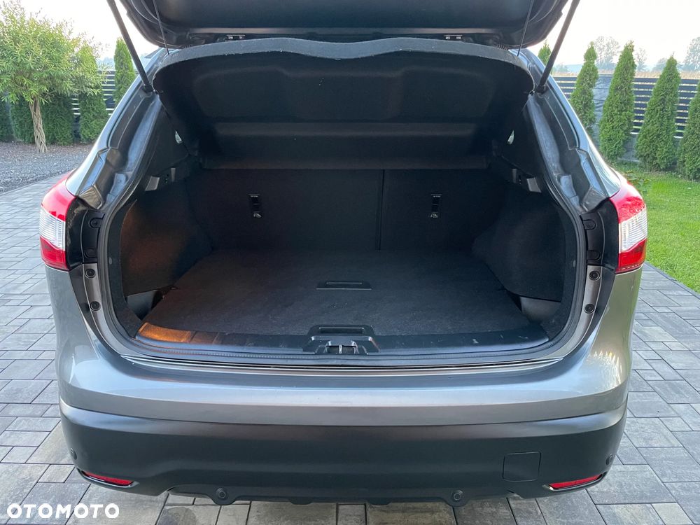 Nissan Qashqai 1.2 DIG-T Xtronic 360 - 40