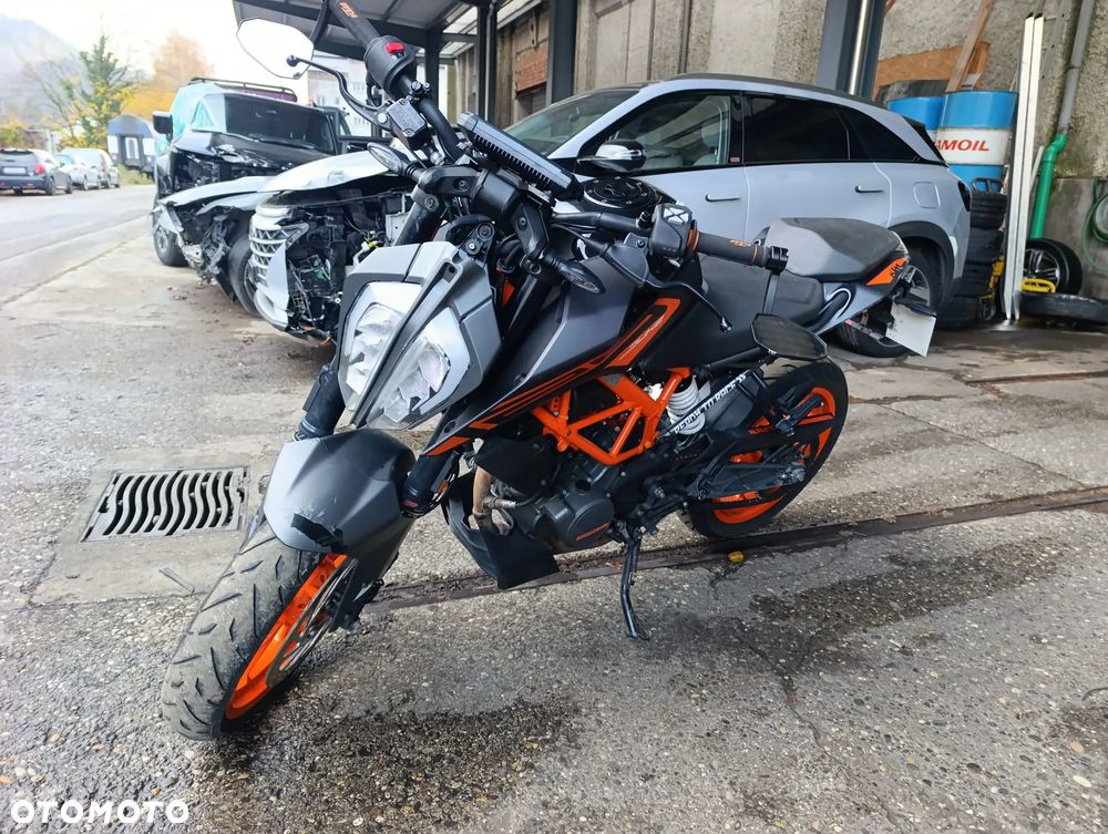 KTM Duke - 1