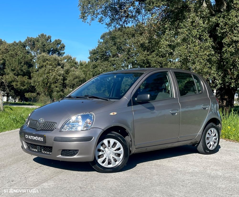 Toyota Yaris 1.0 Sol - 1