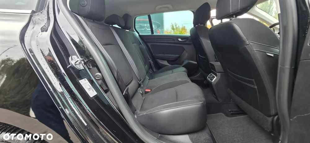 Renault Megane ENERGY TCe 140 EDC LIMITED - 35