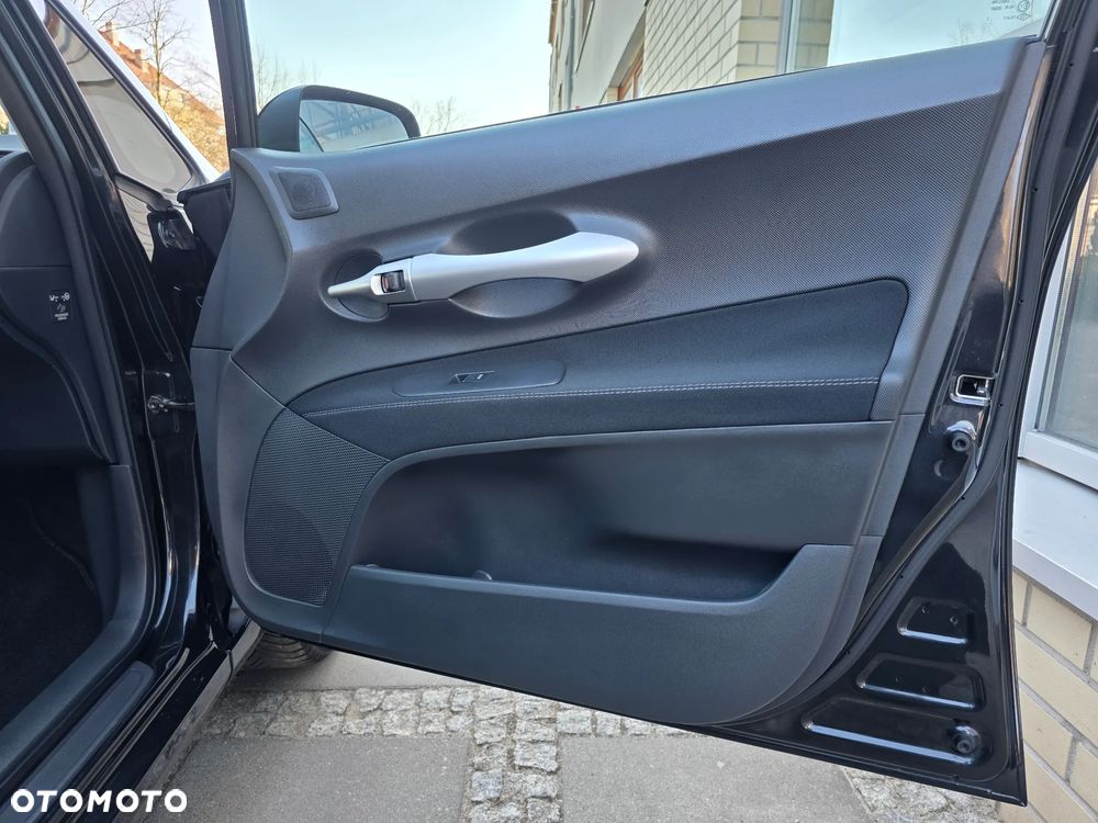 Toyota Auris 1.6 Premium Start - 23