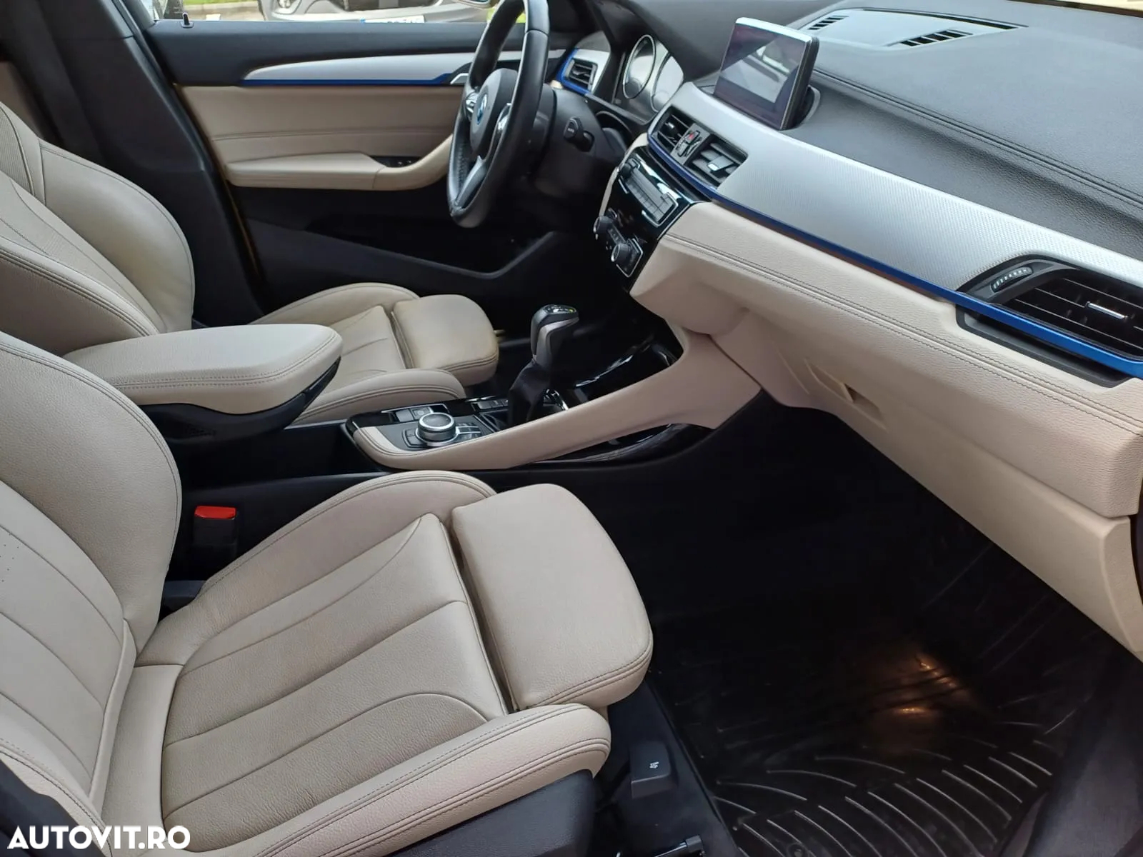 BMW X2 xDrive25e AT PHEV - 11
