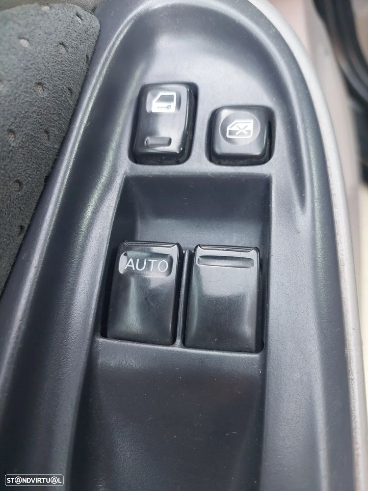 Nissan Almera 2.2 Di Comfort - 24