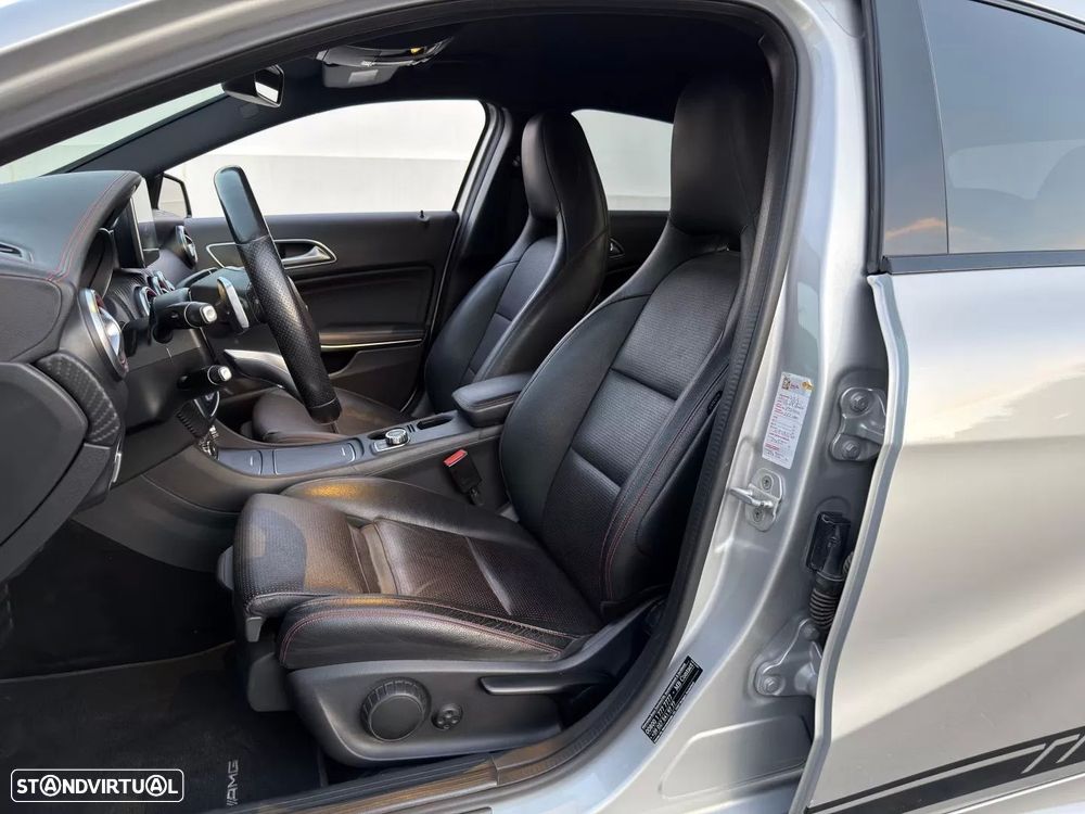 Mercedes-Benz A 220 d 7G-DCT AMG Line - 12