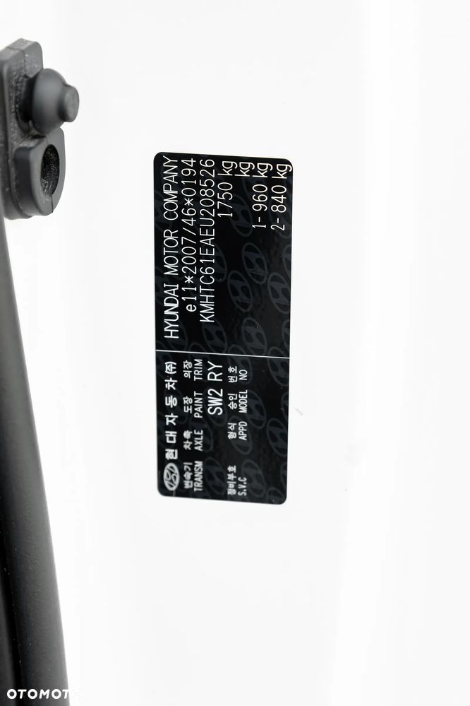 Hyundai Veloster 1.6 Turbo Premium - 22