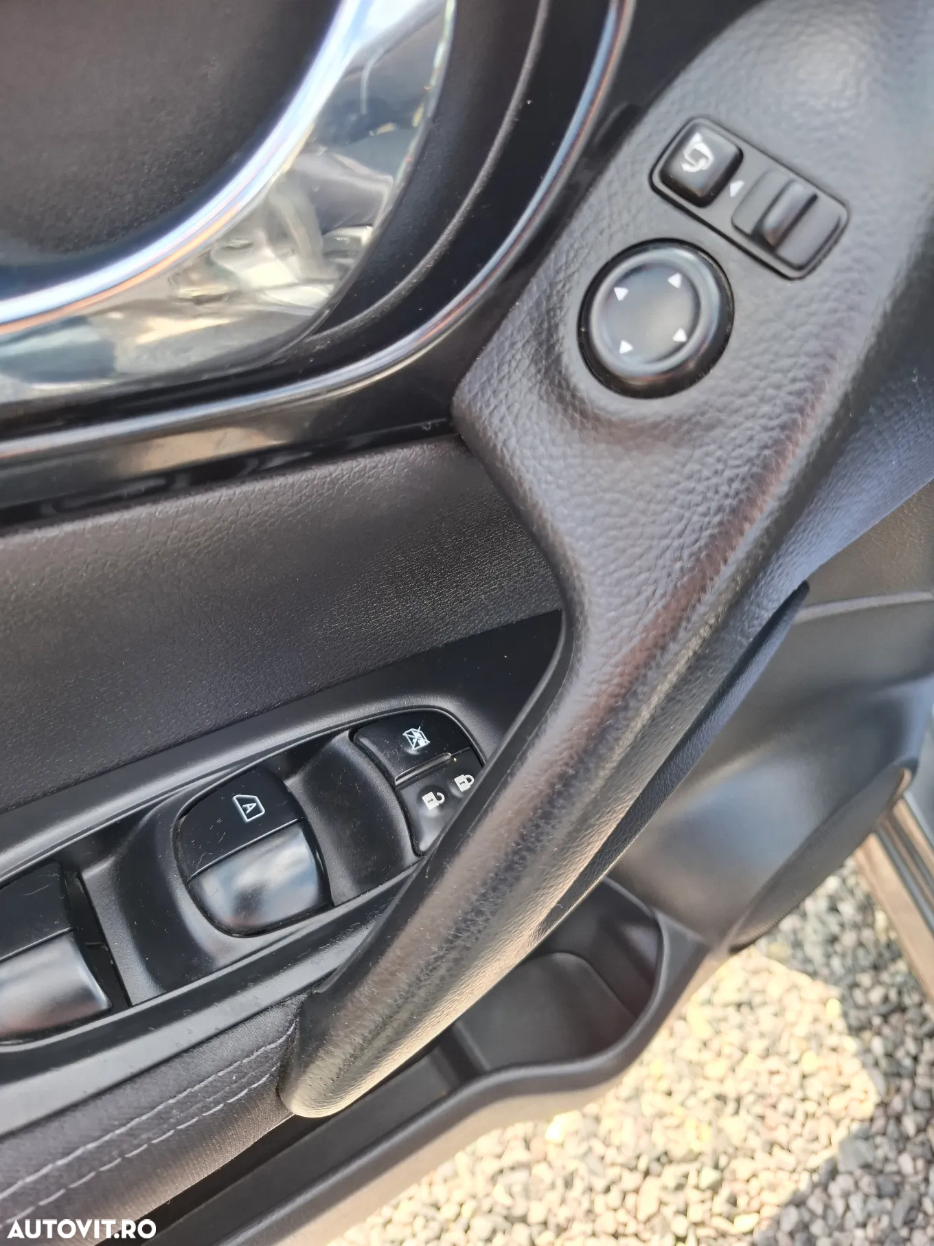 Nissan Qashqai 1.6 DCI Start/Stop N-Connecta - 22