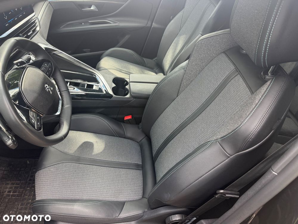 Peugeot 5008 1.2 PureTech mHEV GT S&S e-DCS6 - 15