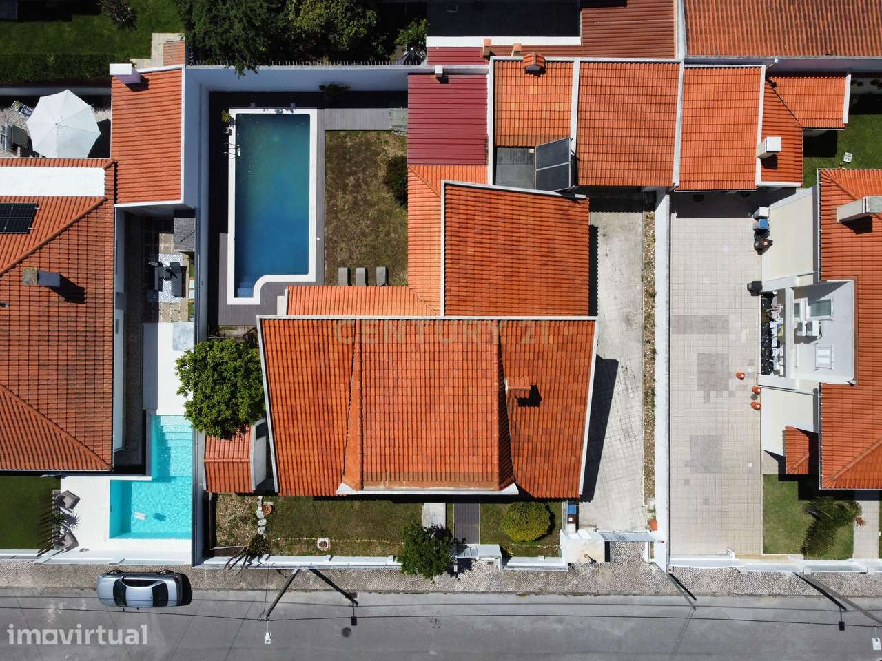 Troque o Seu Apartamento por Moradia com Piscina na Marisol - Grande imagem: 3/50