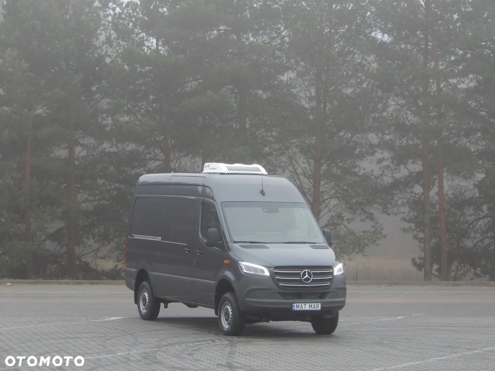 Mercedes-Benz Sprinter 319 CDI V6 3.0 CDI 190 KM Automat 7G-Tronic 4X4 Chłodnia -30*C Agregat Chłodniczy Rozstaw Osi 3665 mm Ładowność 1067 Kg WZMACNIANY Przebieg 10 Tys Km Jedyny Taki UNIKAT Stan NOWY Jak Z Fabryki POLECAM - 2