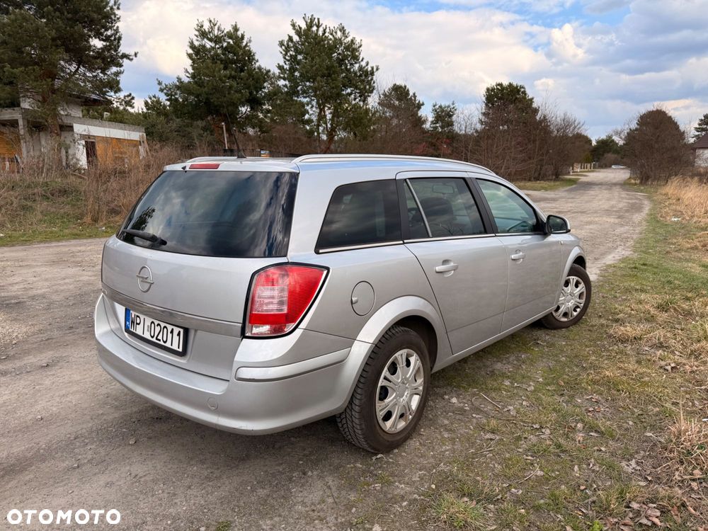 Opel Astra - 4