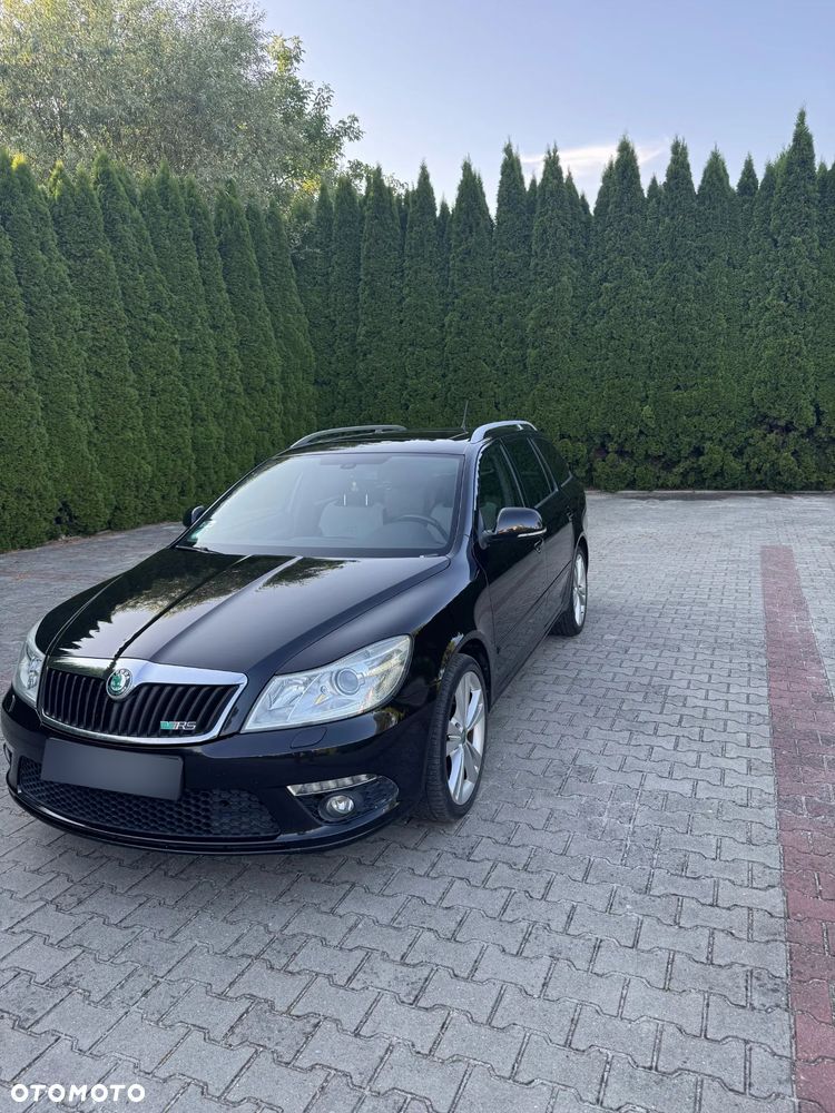 Skoda Octavia 2.0 TDI DPF RS - 2