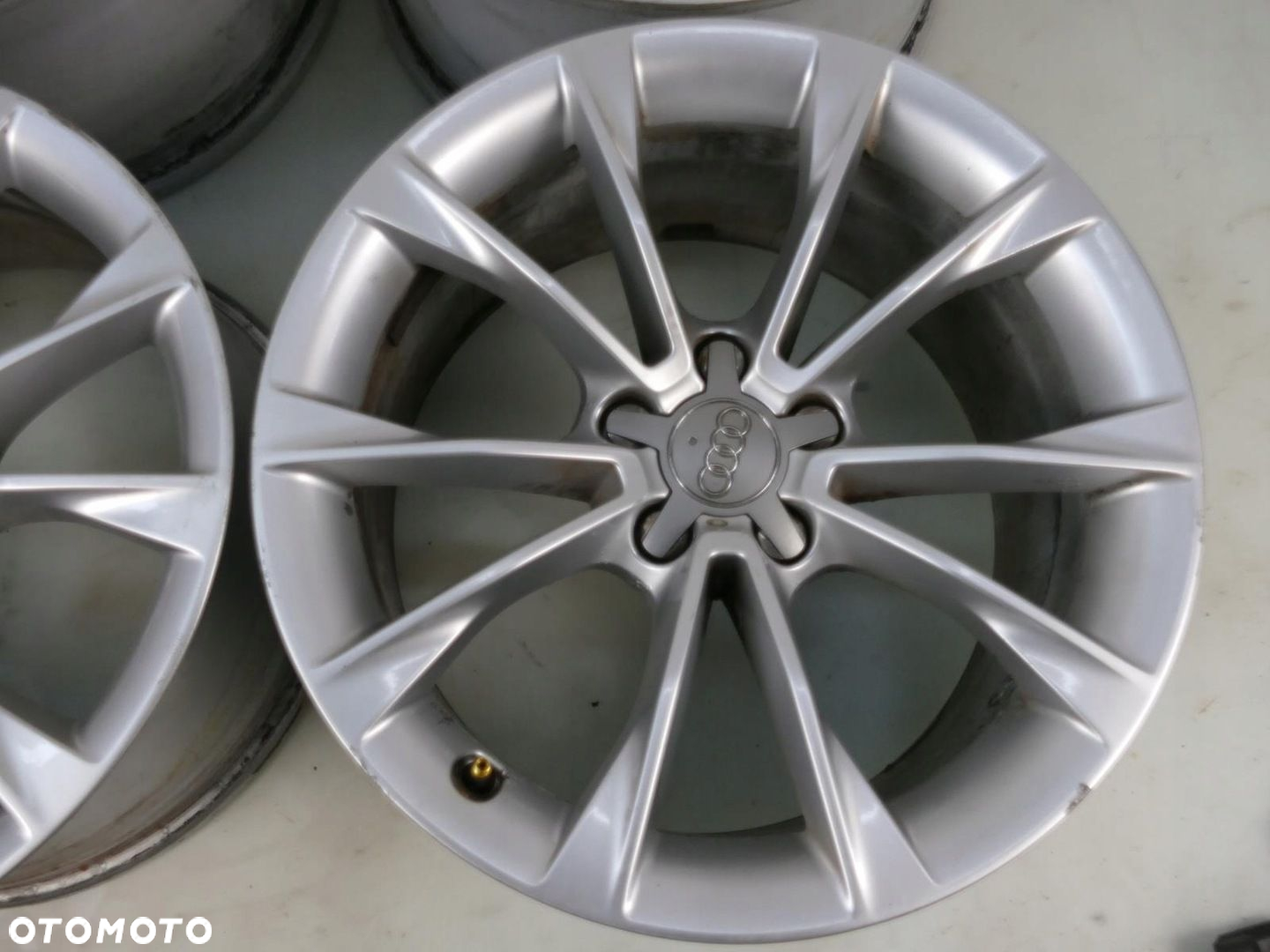 AUDI A5 8T S5 FELGI ALUMINIOWE 8.5x18 18" et29 A4 A6 - 11