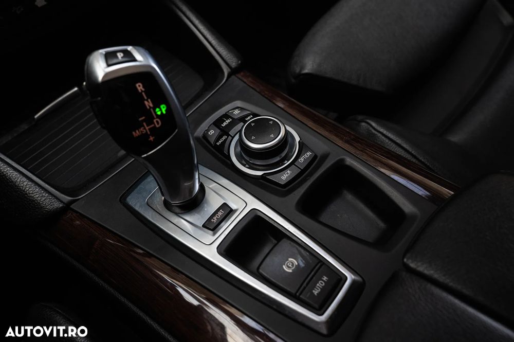 BMW X6 xDrive40d - 14