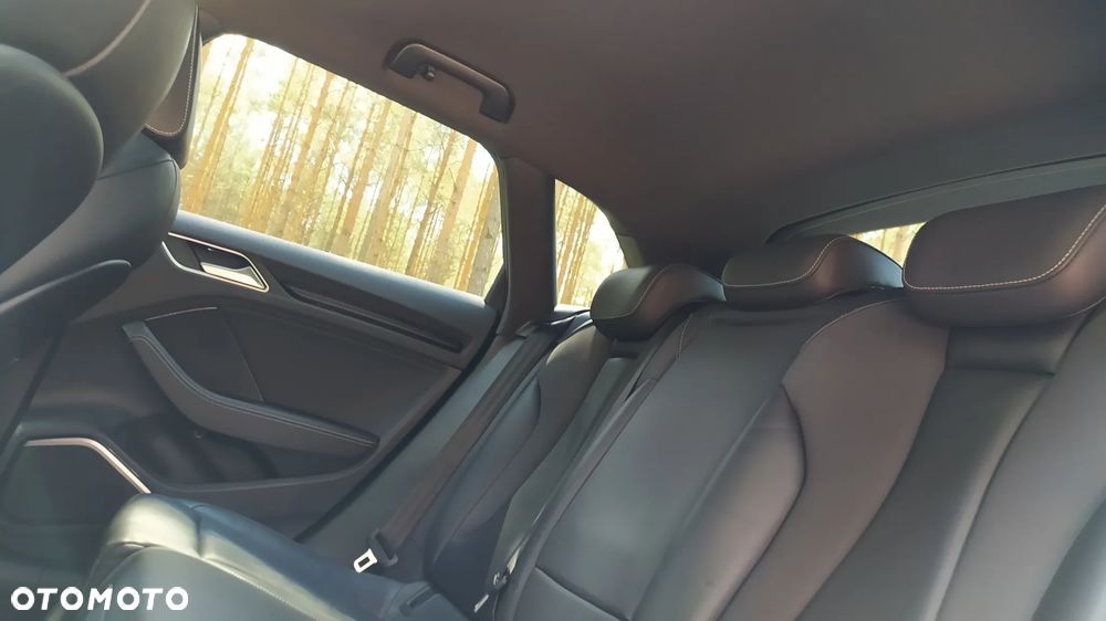 Audi A3 Sportback 2.0 TDI S tronic S line Sportpaket - 31