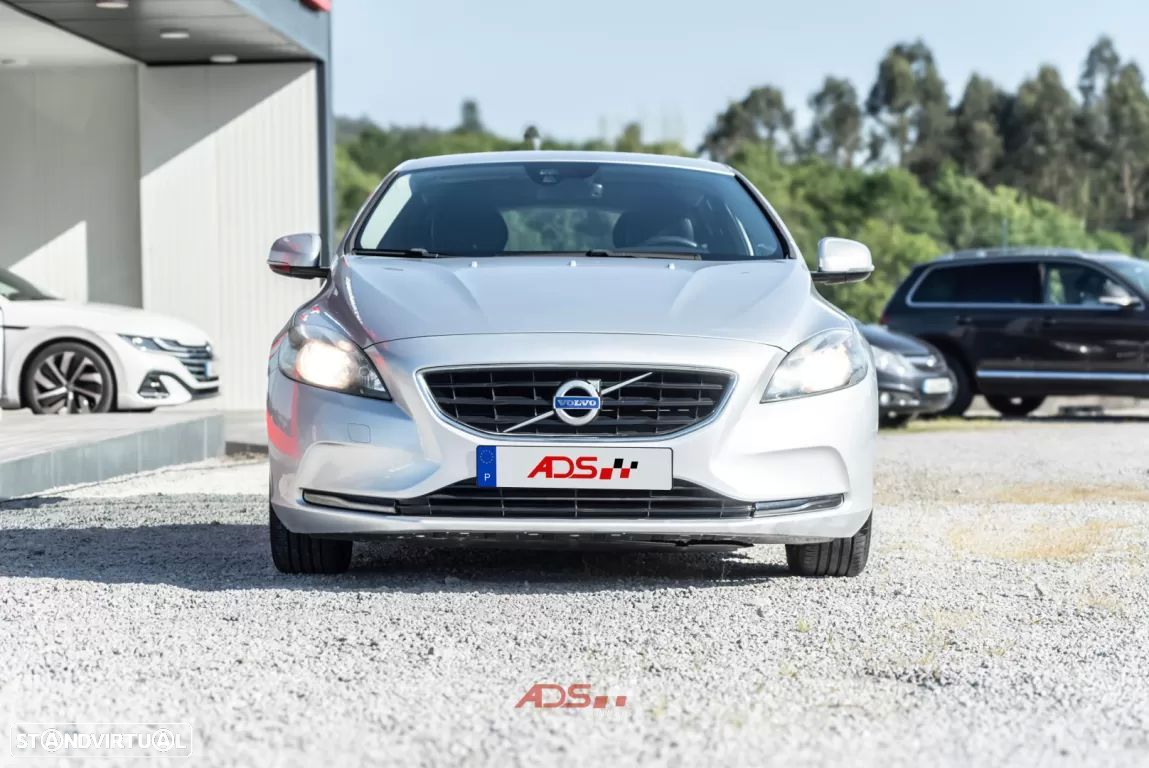 Volvo V40 1.6 D2 Kinetic Powershift - 3