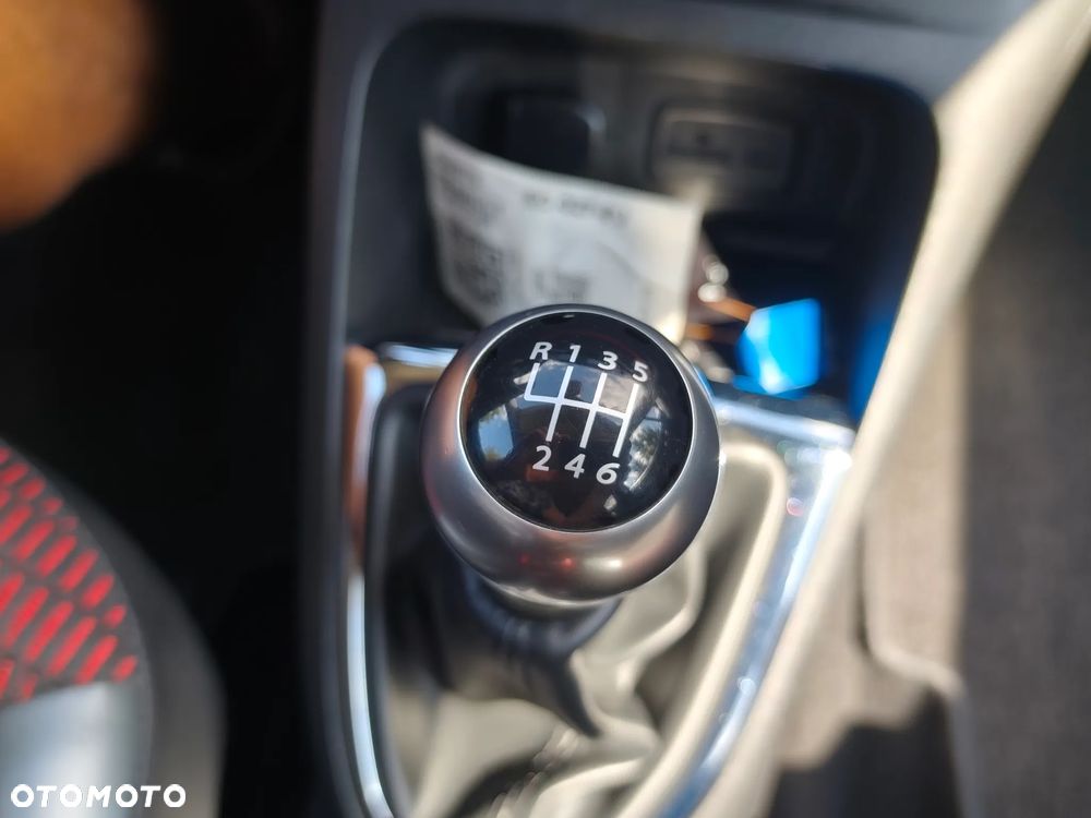 Renault Captur ENERGY dCi 110 Intens - 27