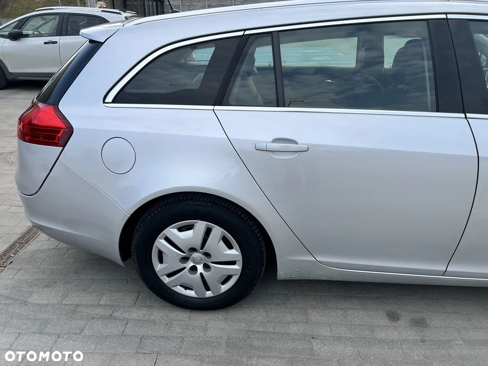 Opel Insignia 2.0 CDTI - 11