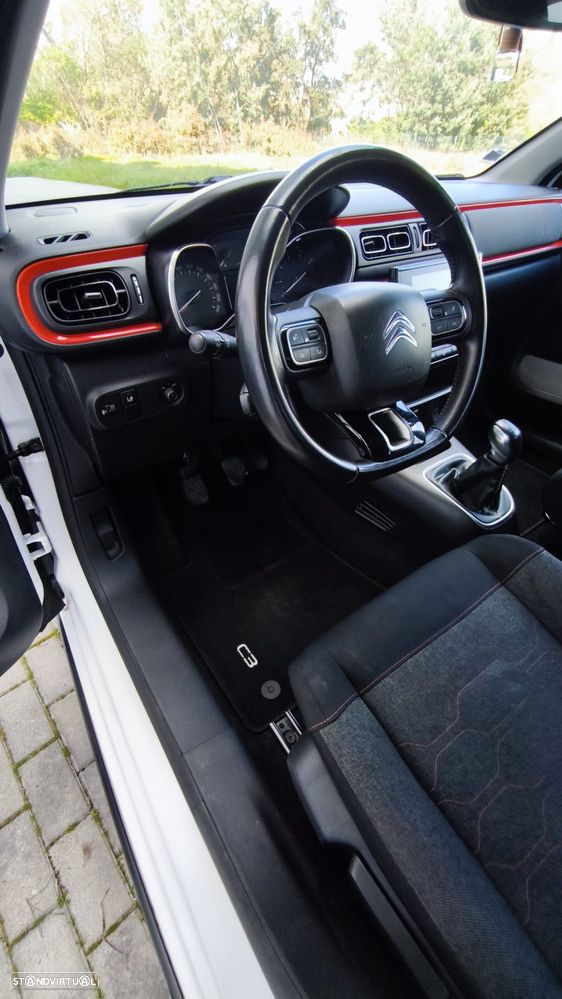Citroën C3 1.2 PureTech Shine - 10