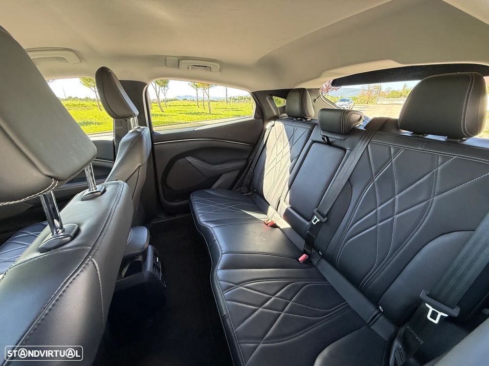 Ford Mustang Mach-E 75.7 kWh Base - 15