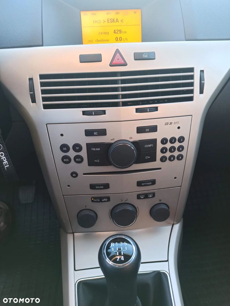 Opel Astra - 8