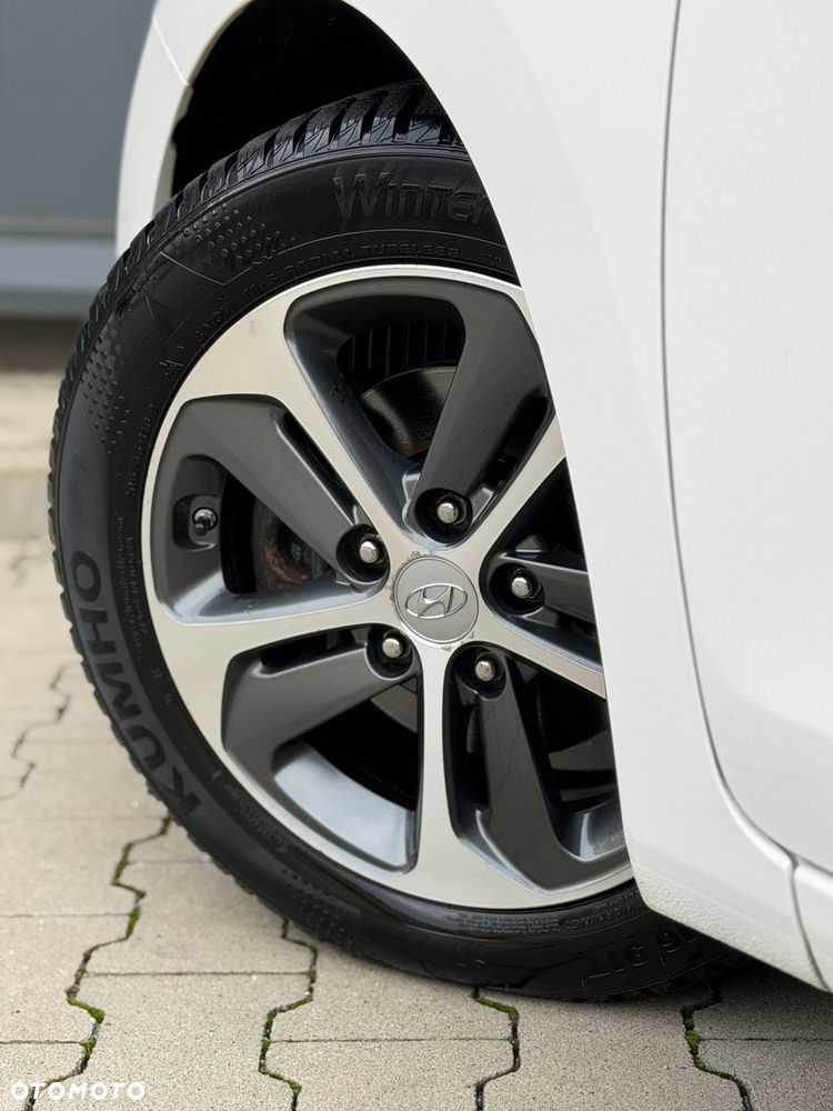 Hyundai i30 1.6 GDI Premium - 28