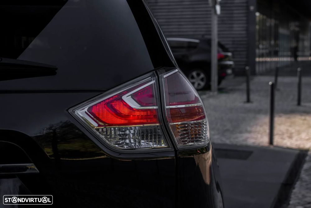 Nissan X-Trail 1.6 dCi N-Connecta - 10