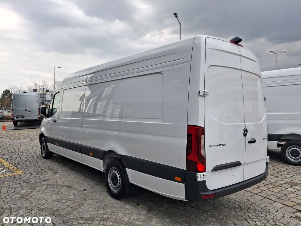 Mercedes-Benz Sprinter 319 CDI - 5