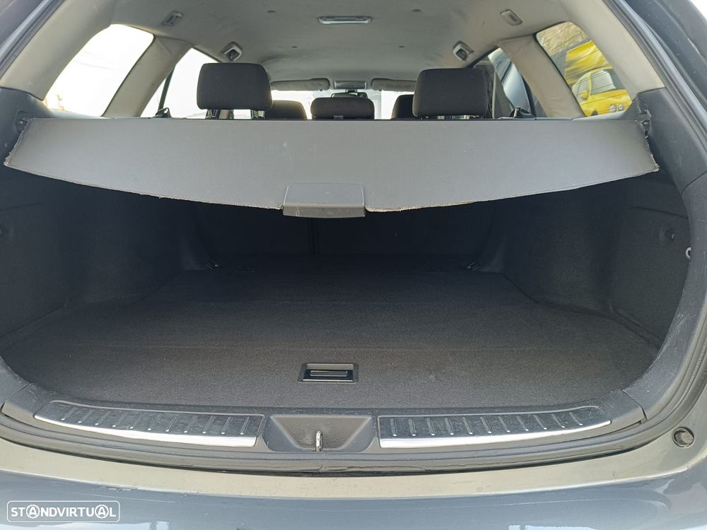 Toyota Avensis LB 2.0 D-4D Sol - 14