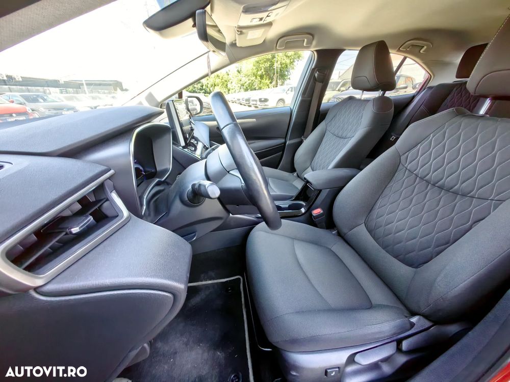 Toyota Corolla 1.8 HSD Dynamic - 17
