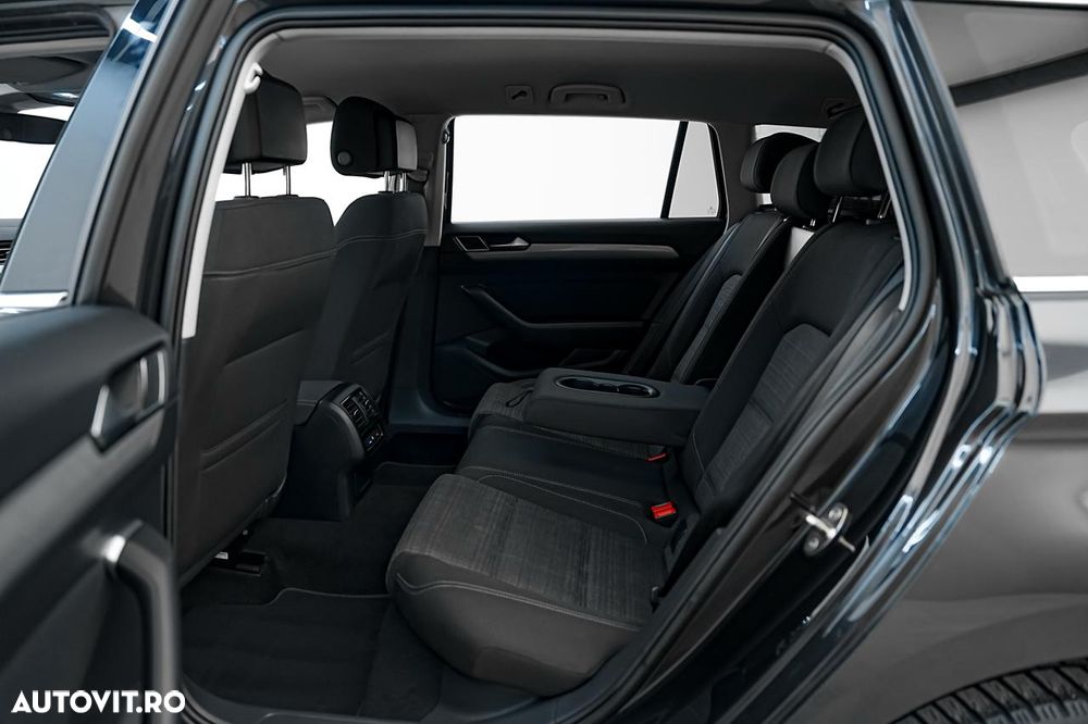 Volkswagen Passat 2.0 TDI DSG (BlueMotion Technology) Comfortline - 21