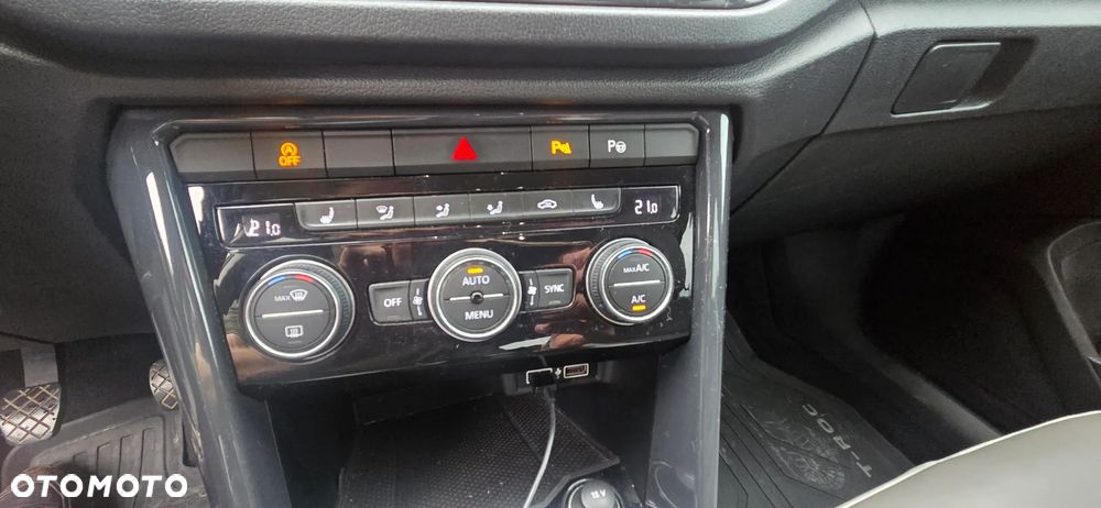 Volkswagen T-Roc 1.5 TSI GPF ACT Premium - 17