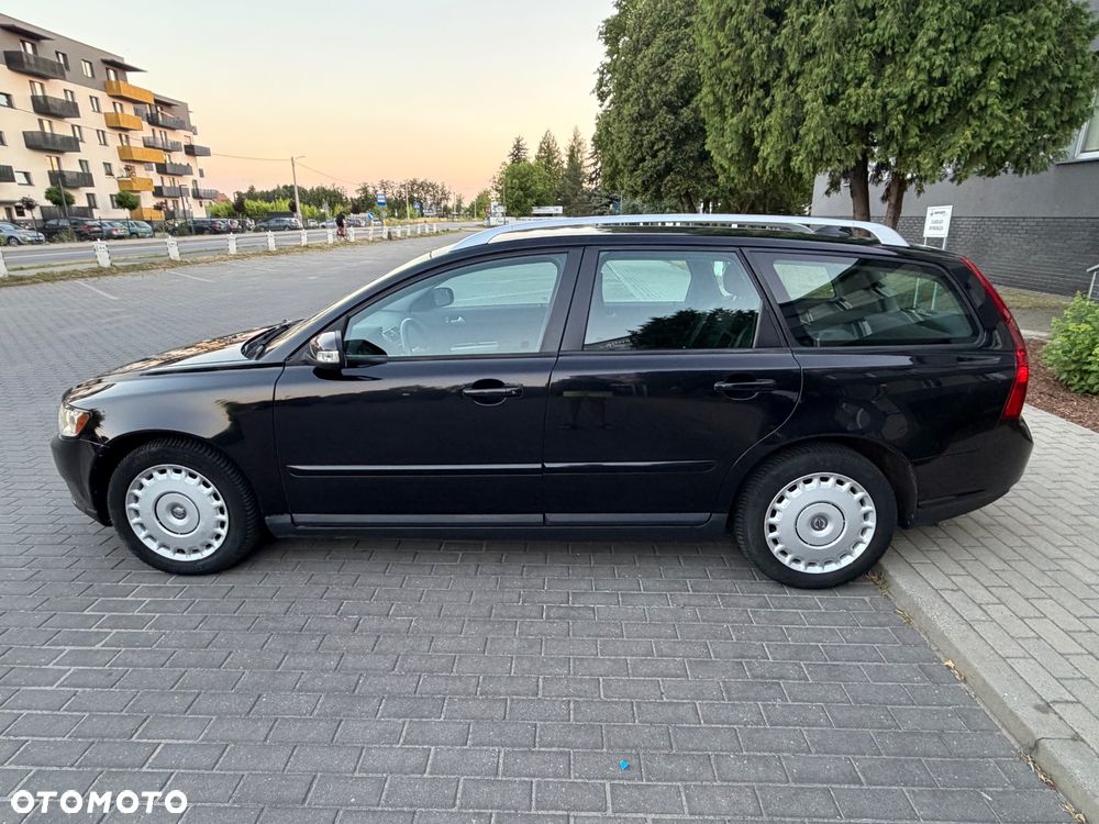 Volvo V50 2.0D Momentum - 9