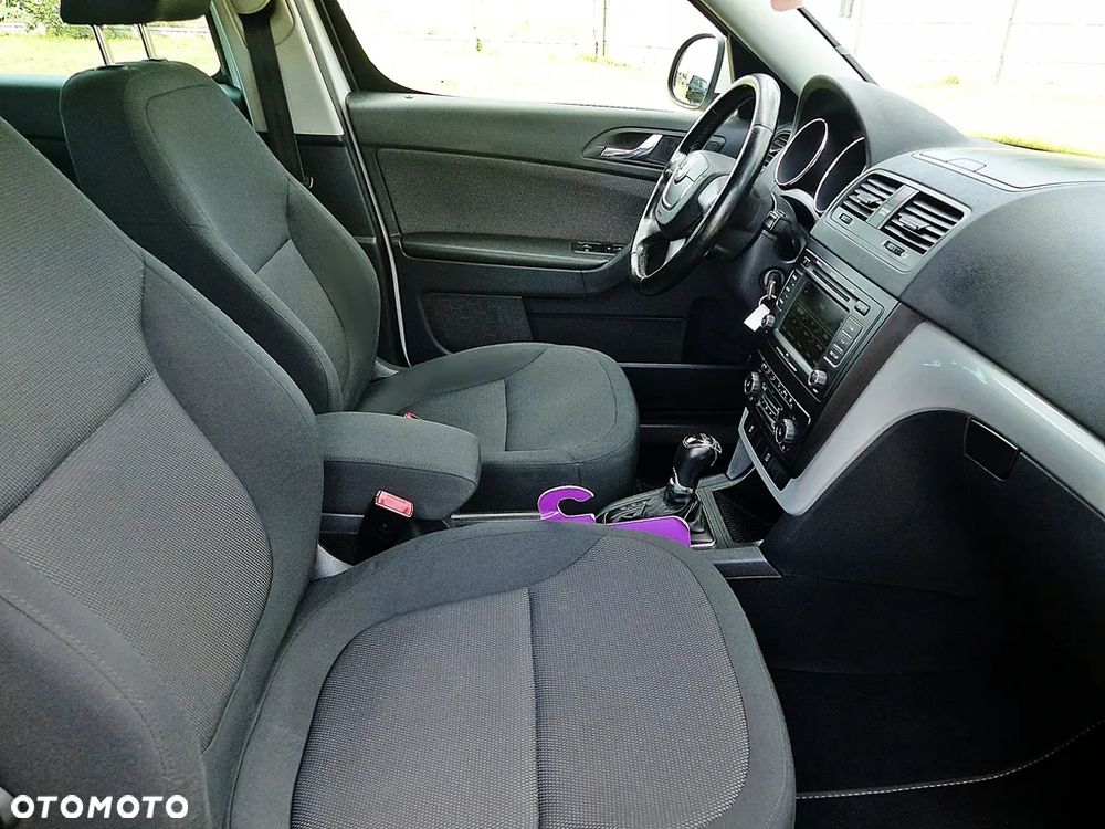 Skoda Yeti 1.2 TSI DSG Ambition PLUS EDITION - 25