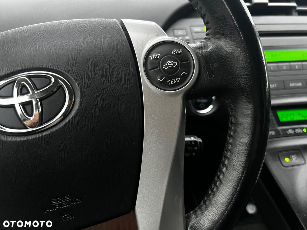 Toyota Prius (Hybrid) Comfort - 13