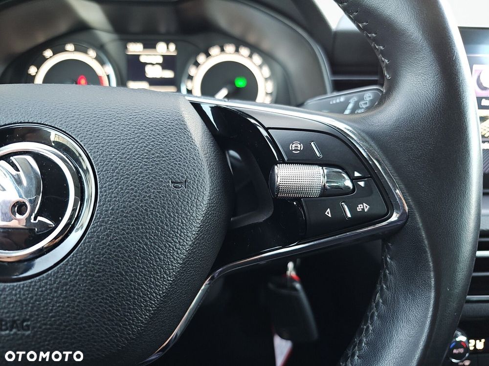 Skoda Kamiq 1.0 TSI Ambition DSG - 17