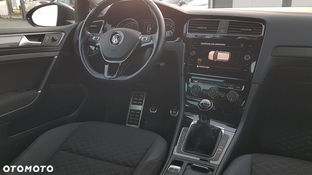Volkswagen Golf 1.0 TSI Join - 15