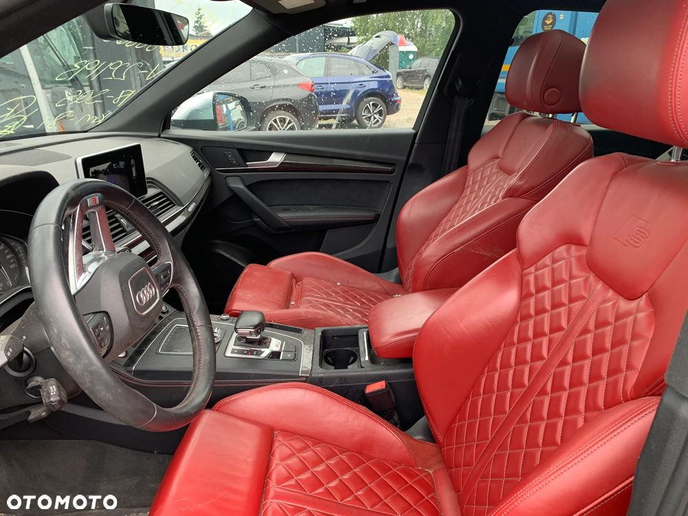 Audi SQ5 - 10