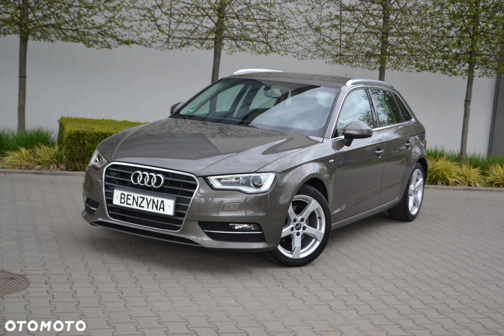 Audi A3 Sportback - 1