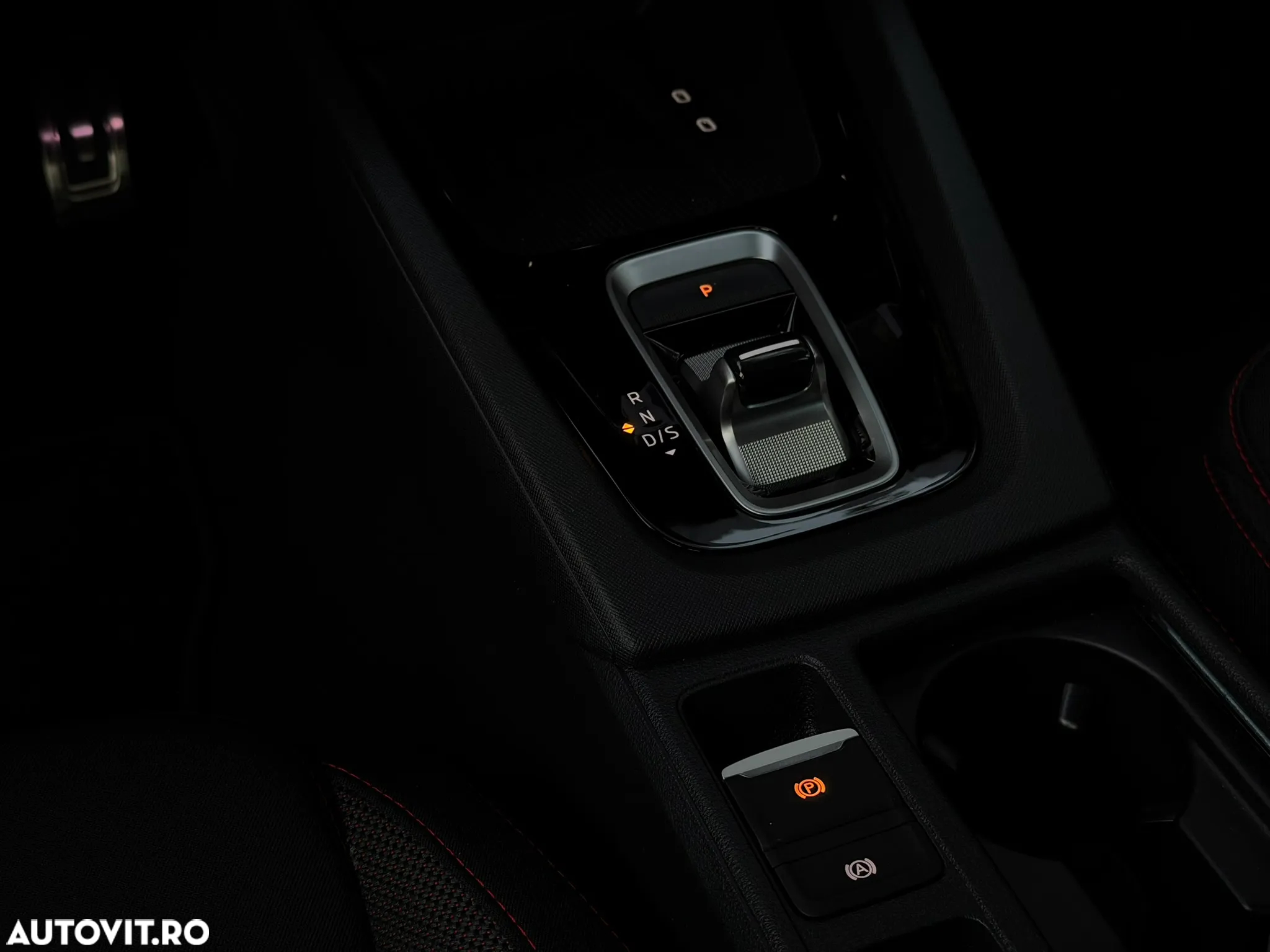 Skoda Octavia Combi 2.0 TSI 265 CP DSG RS - 22