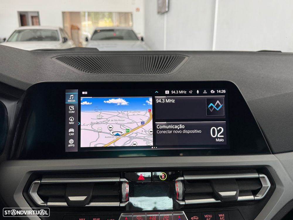 BMW 330 e Pack M Auto - 15