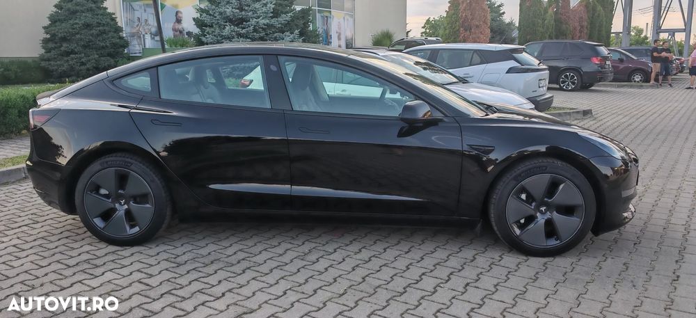 Tesla Model 3 Langstreckenbatterie Allradantrieb Dual Motor - 10