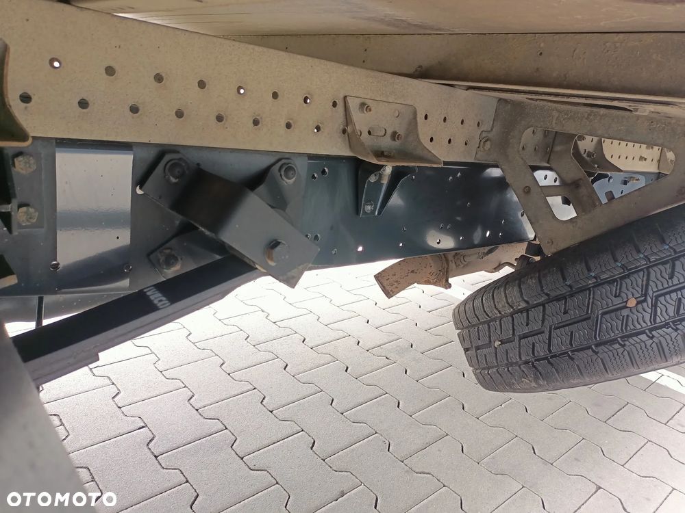 Iveco 35C16 POWER 160KM KONTENER WINDA 750Kg - 15