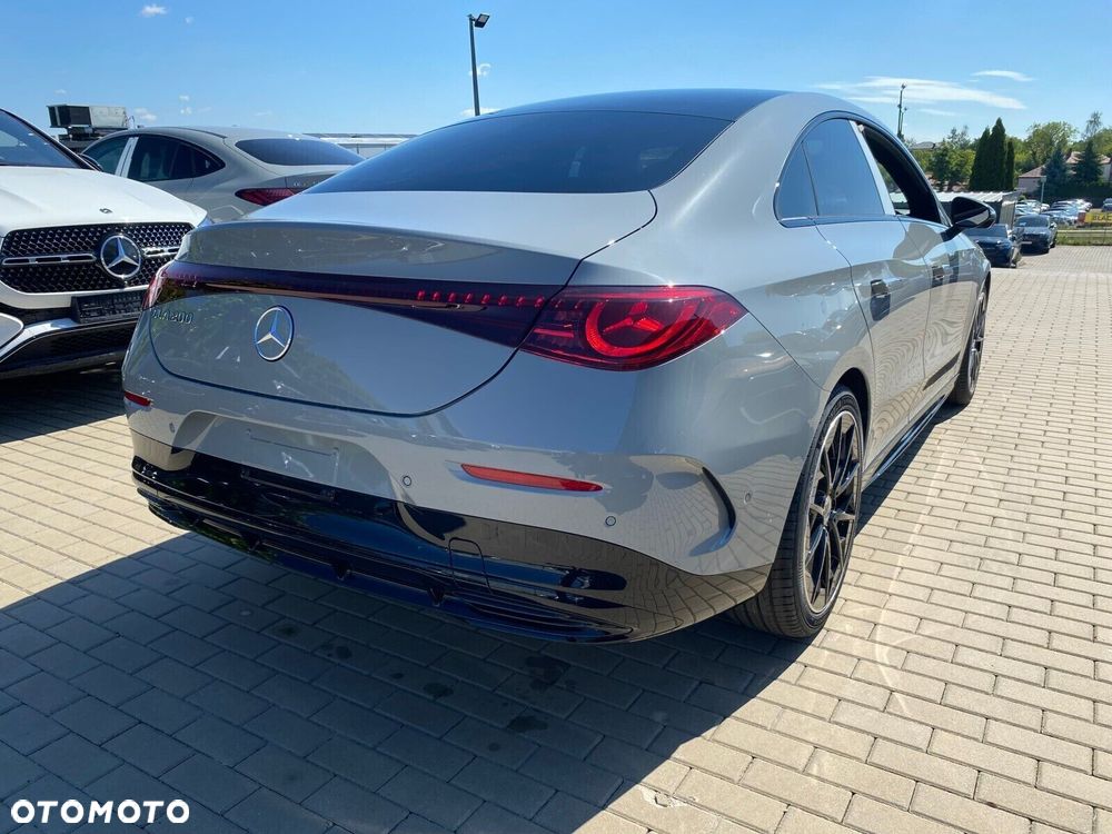 Mercedes-Benz CLA - 4