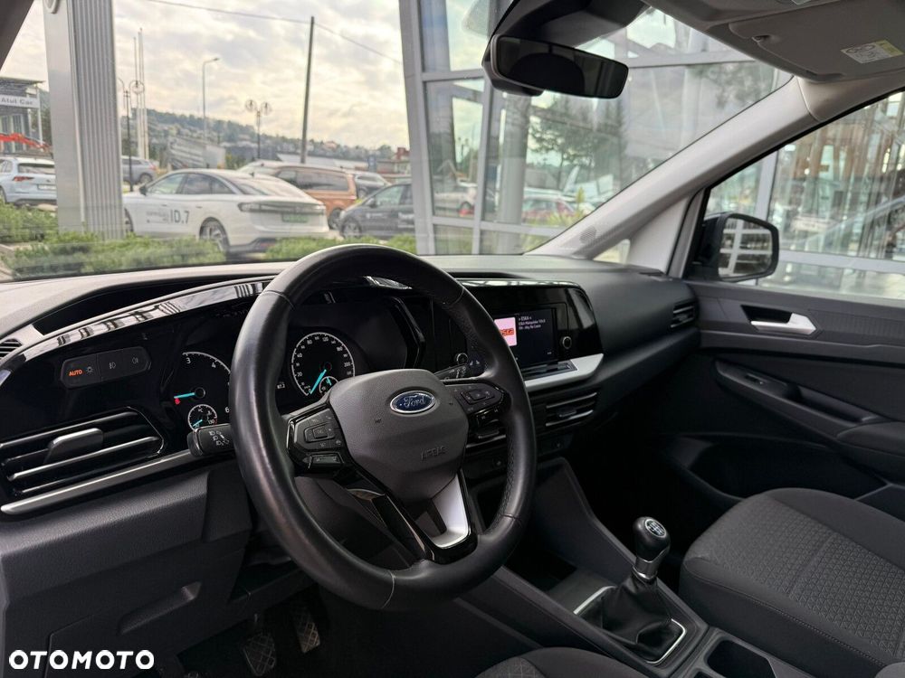 Ford Tourneo Connect - 9